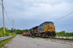 CSXT 7019 leads CN 327 at Boulevard du Havre